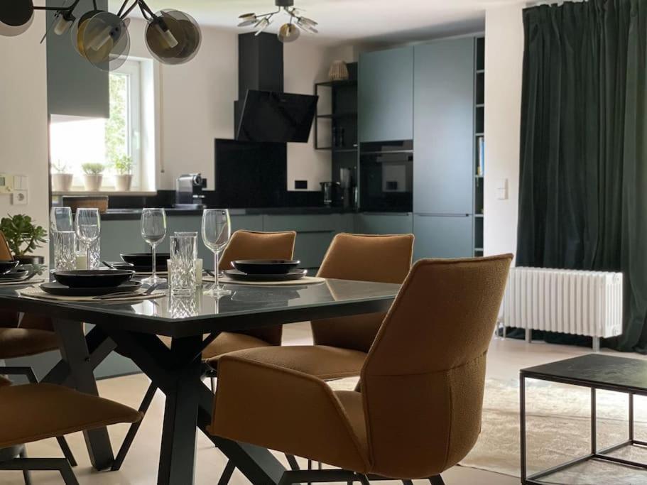 Grafschafft Angenehmes Wohnen - Ferienwohnung Mit 2 Schlafzimmern 皮尔纳 外观 照片