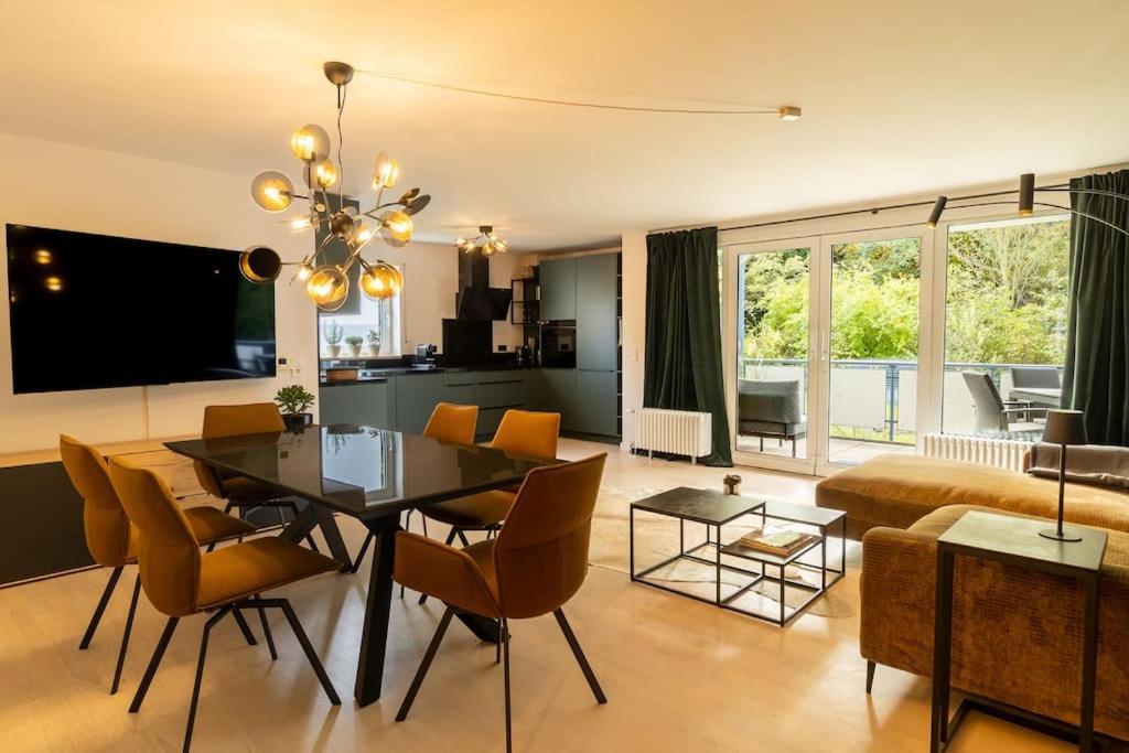 Grafschafft Angenehmes Wohnen - Ferienwohnung Mit 2 Schlafzimmern 皮尔纳 外观 照片