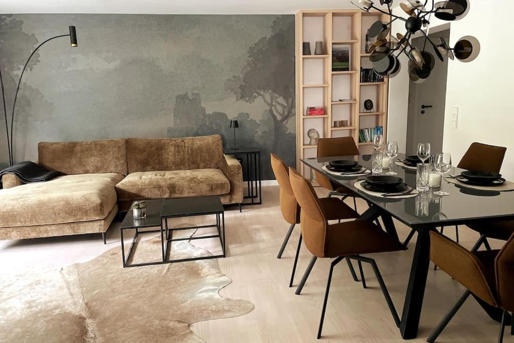 Grafschafft Angenehmes Wohnen - Ferienwohnung Mit 2 Schlafzimmern 皮尔纳 外观 照片